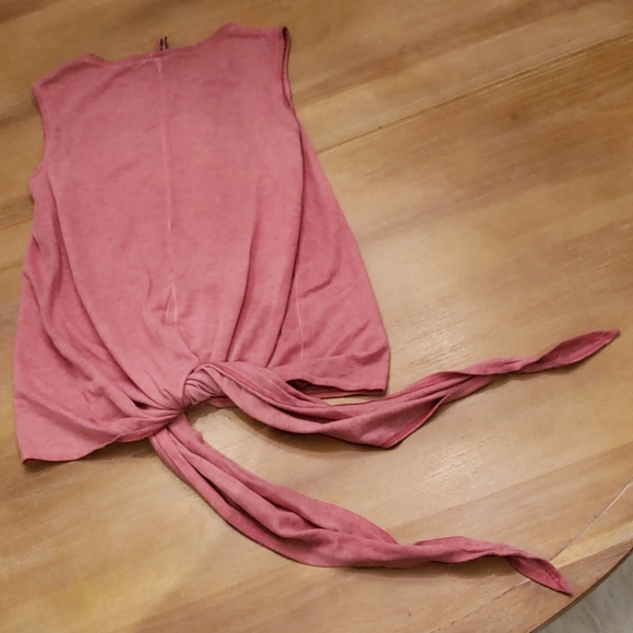 Funky T - Picture 3 of 4